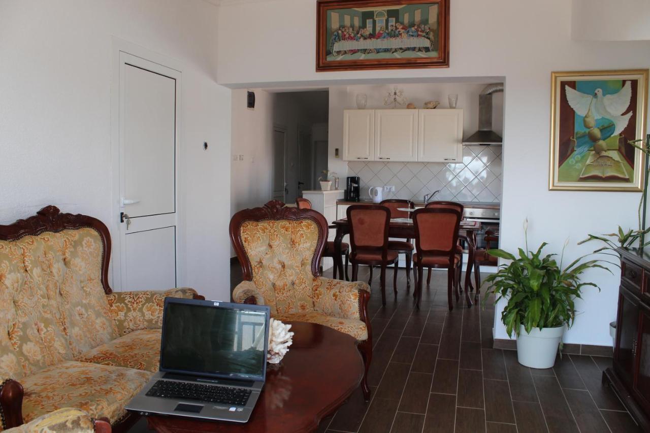 Gostinjska kuća Nikola Leko Hvar Town